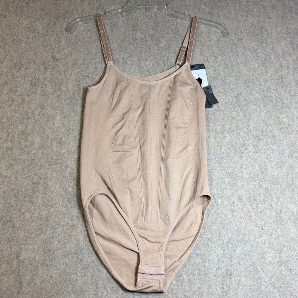Vince Camuto Bodysuit Wmn XL Beige Nylon Sculpting Firm Smoothing Shapewear NEW